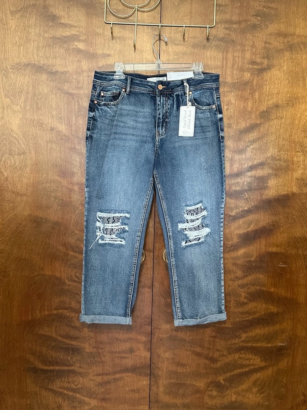 CATO High Rise Girlfriend Cropped Jeans Womens 12 Blue Aztec Distressed Denim